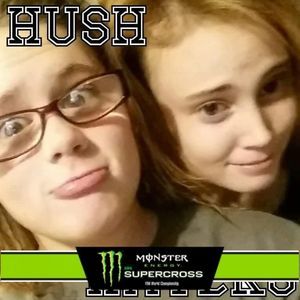 Meet your Posher, Raquel